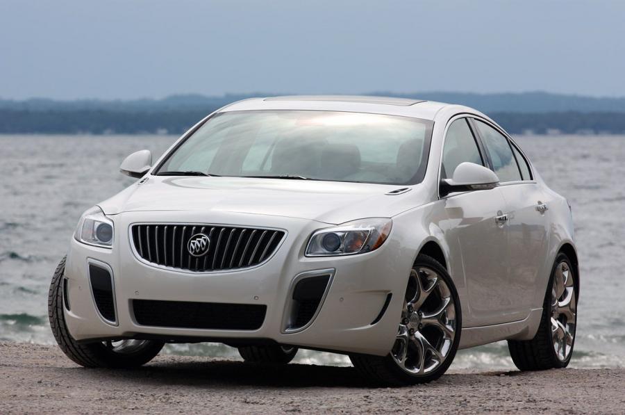  Buick Regal GS 2012 года  (фото 1 из 90)